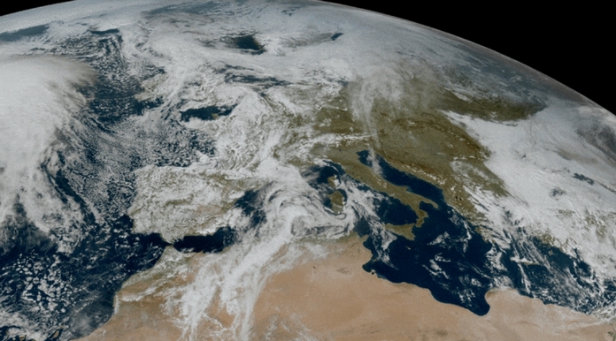 En ny europeisk vädersatellit skickar tillbaka spektakulära bilder av jorden