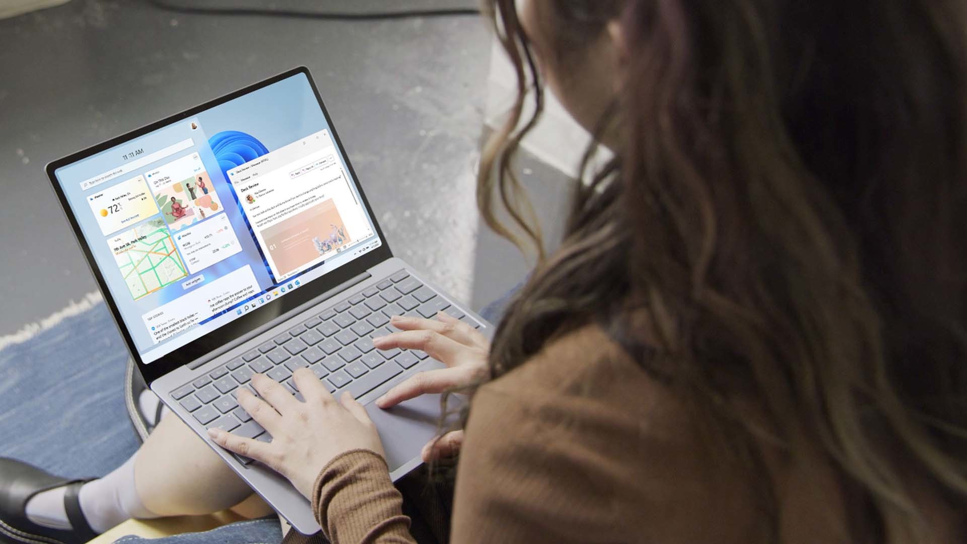 Co piąta osoba chce wyrzucić swój laptop przez okno – nowy sondaż