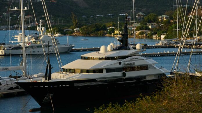 Superyacht Alfa Nero