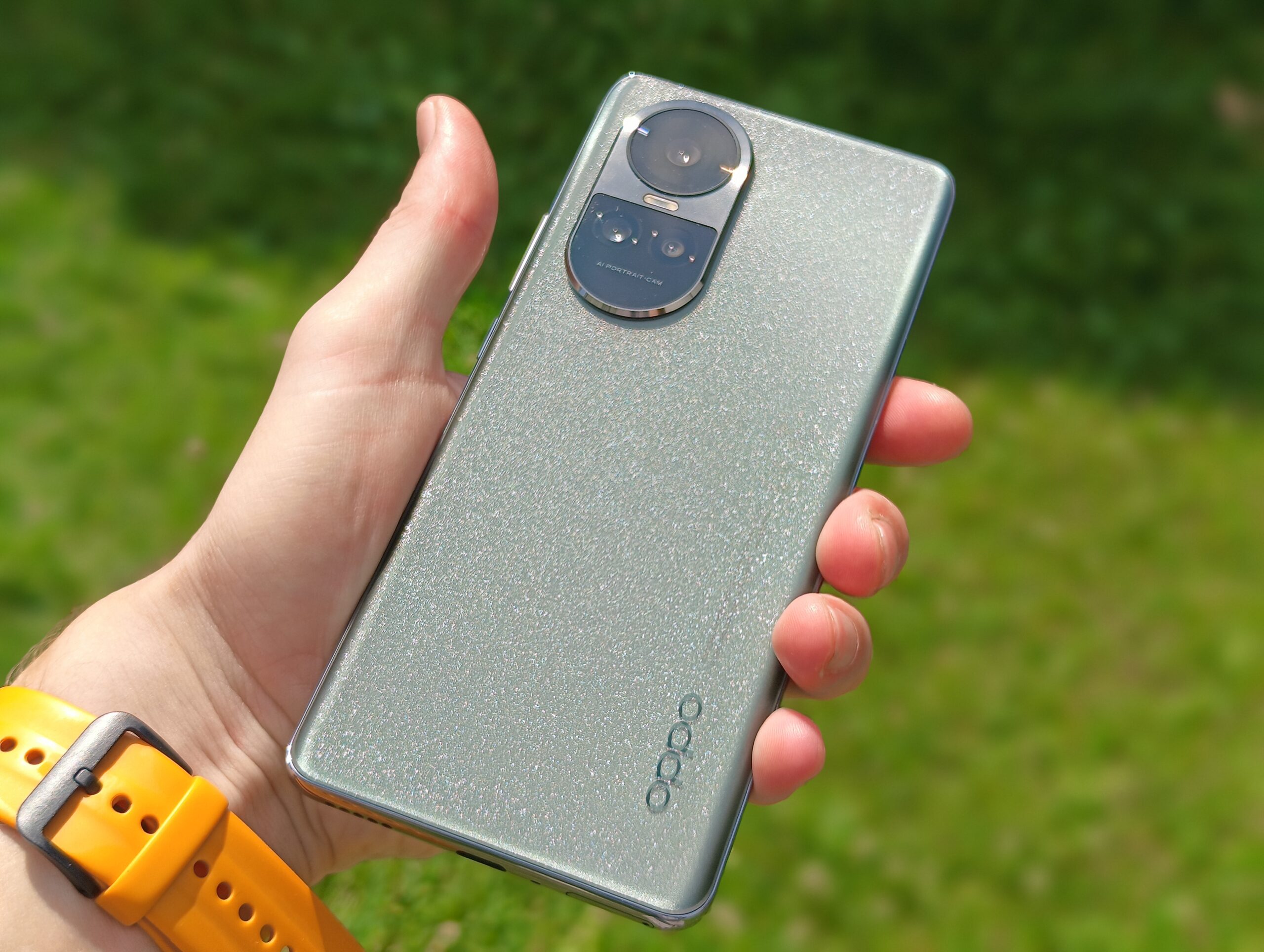 OPPO Reno10