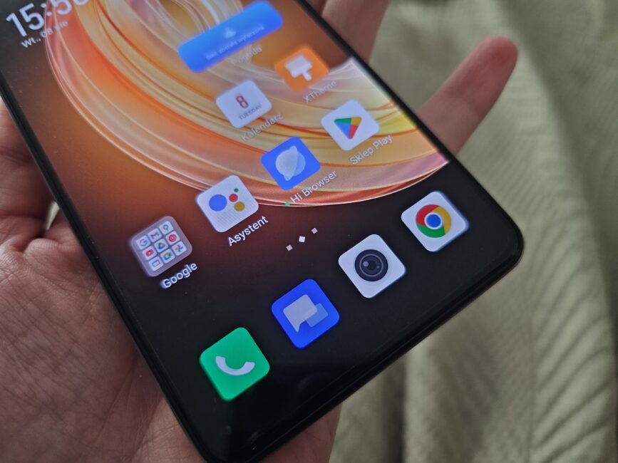 Infinix NOTE 30 Pro display