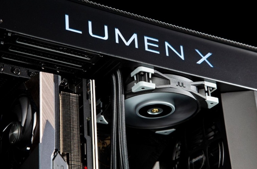 HYPERPC LUMEN X HYPERPC LUMEN X