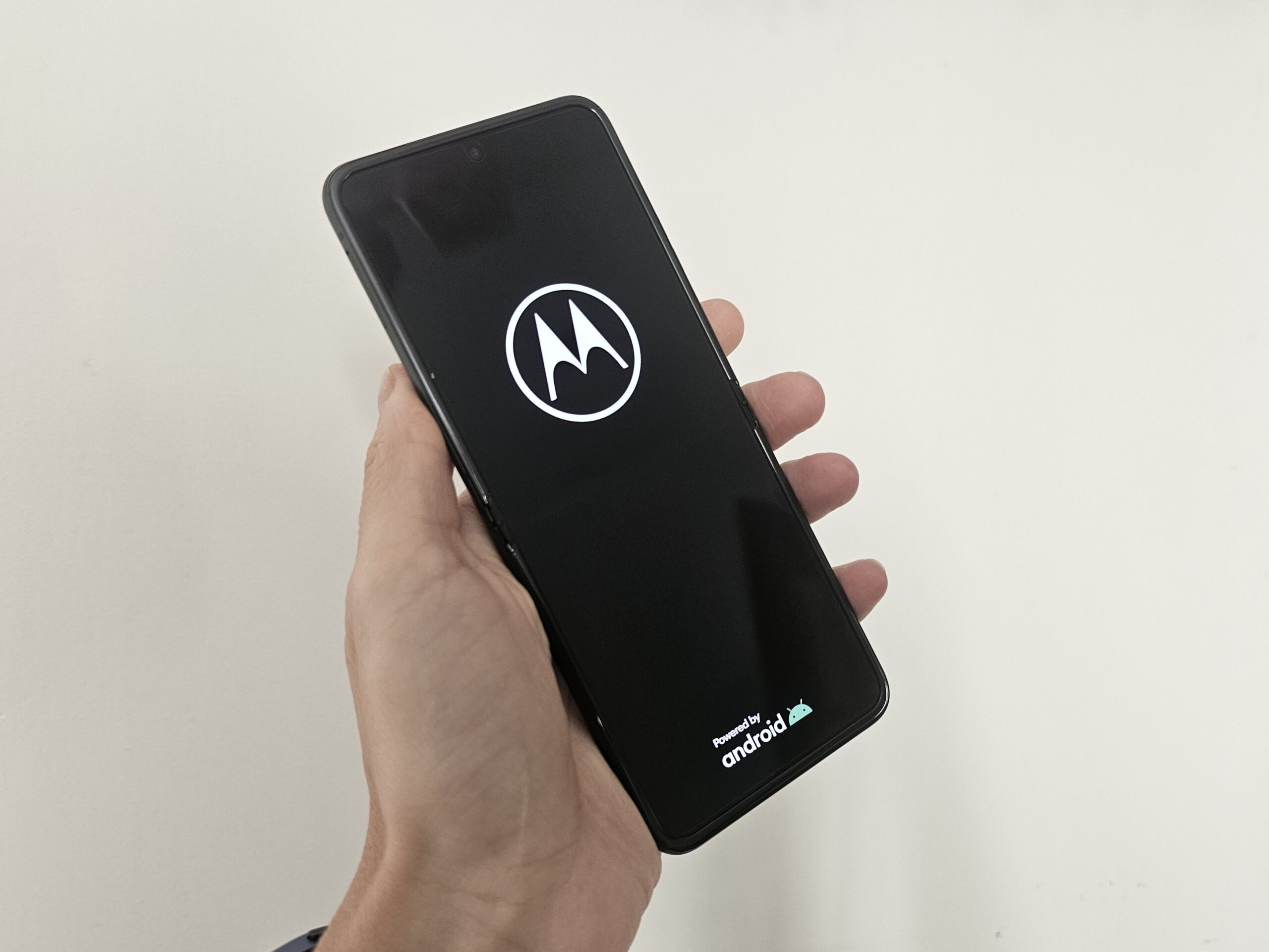 Motorola razr 40