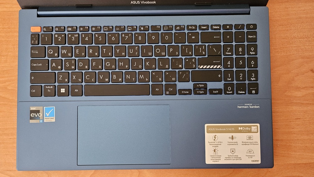 ASUS Vivobook S 15 OLED