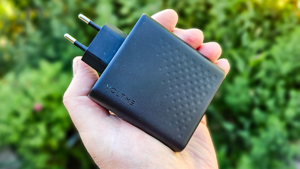 VOLTME Revo 140W PD3.1 GaN Charger Review - Funky Kit