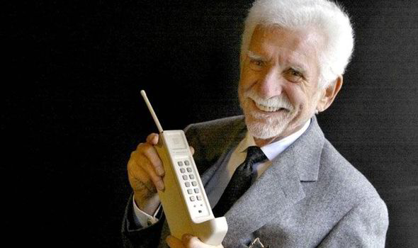 Martin Cooper Motorola 95