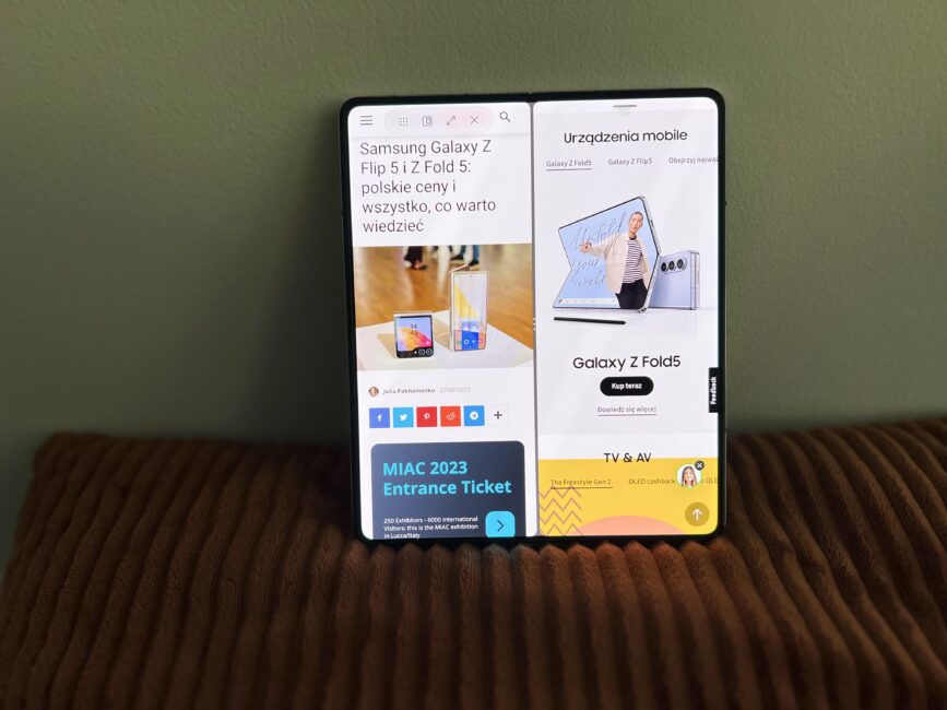 Galaxy Fold5