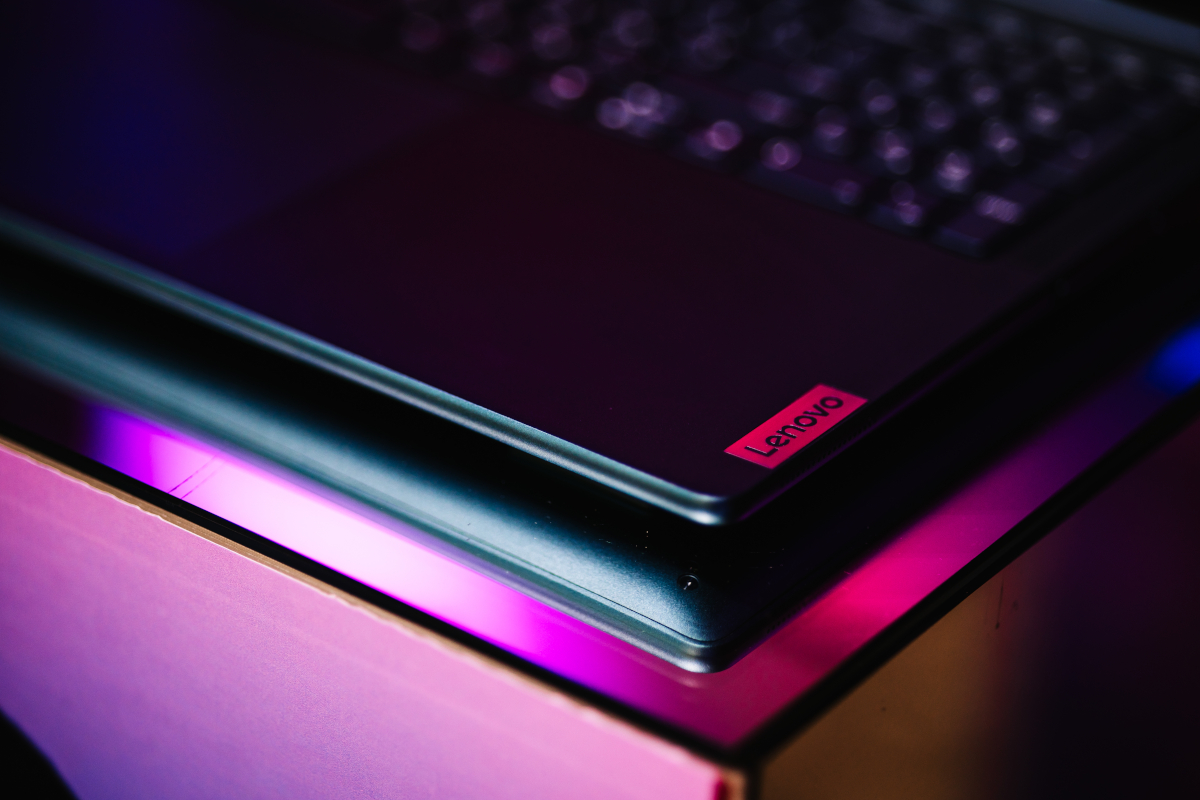 Lenovo Yoga Pro 9i