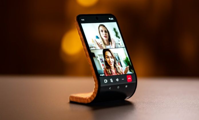 Motorola flexible phone