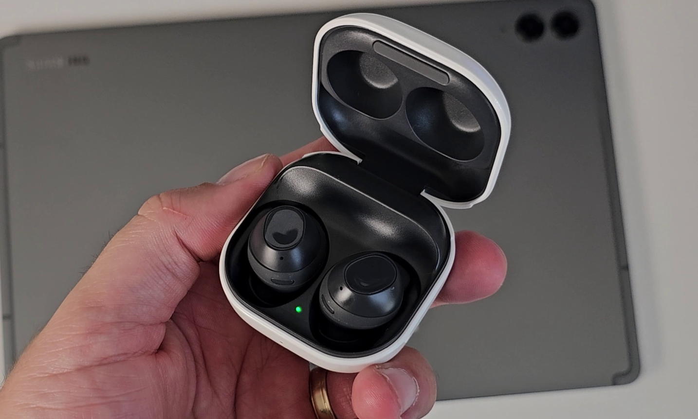 Samsung Galaxy Buds FE