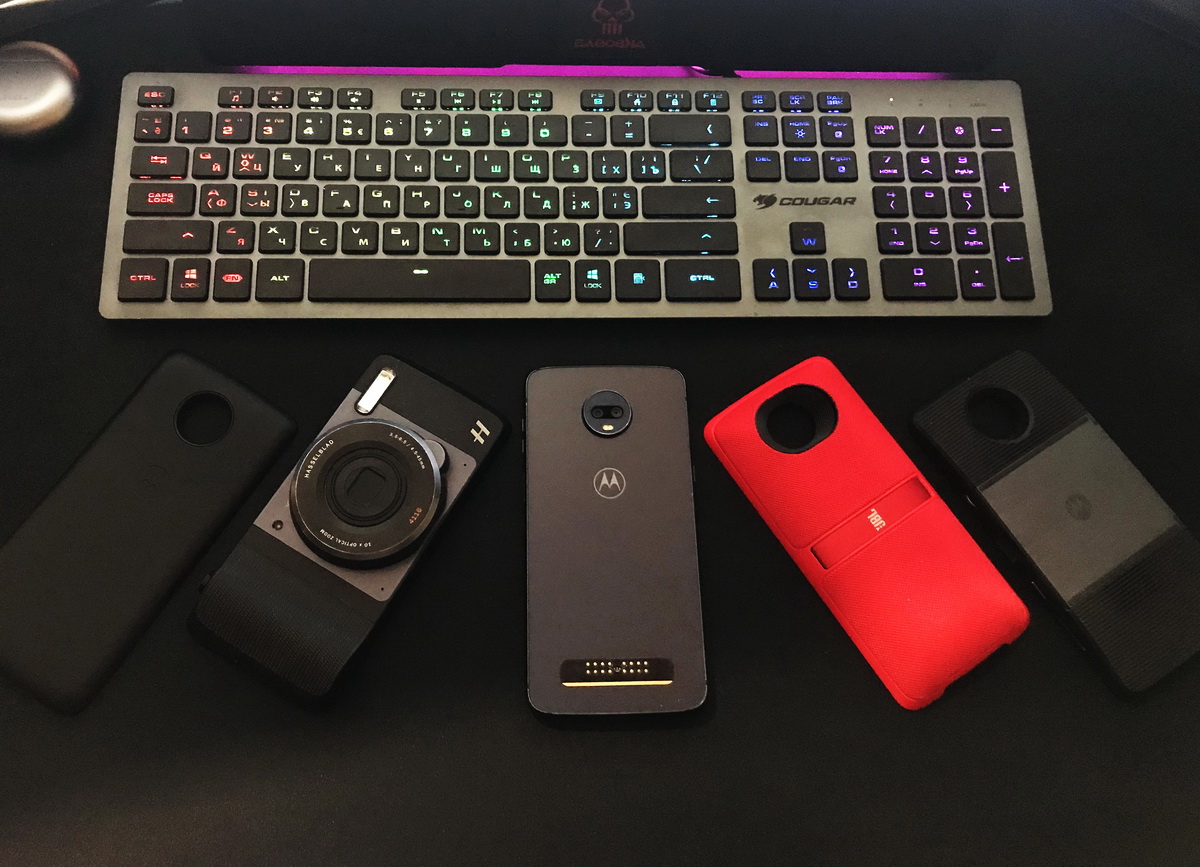 Motorola MotoMods