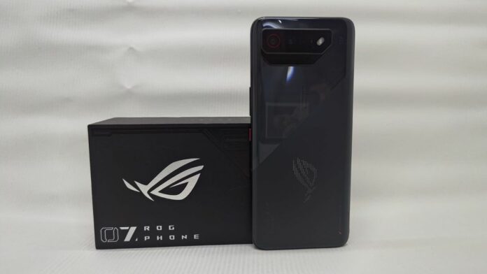 ASUS ROG Phone 7