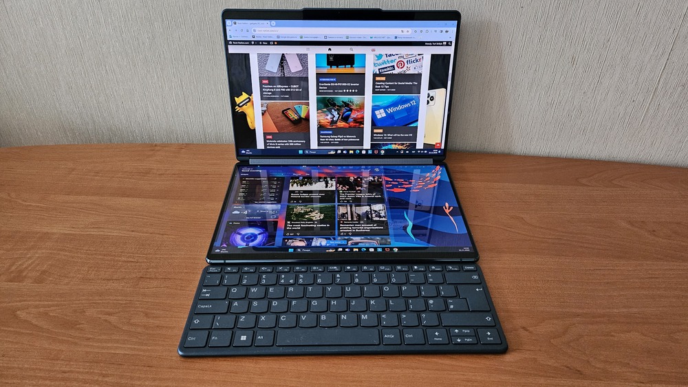 Lenovo Yoga book 9 