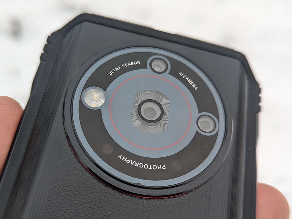 DOOGEE V30 Pro camera