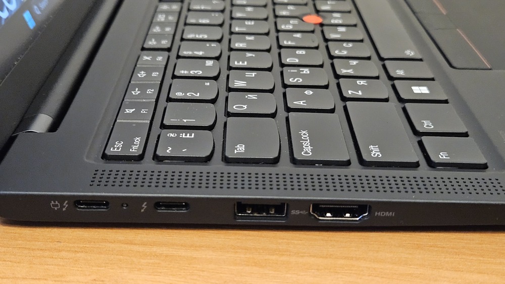 Lenovo ThinkPad X1 Carbon Gen 11 