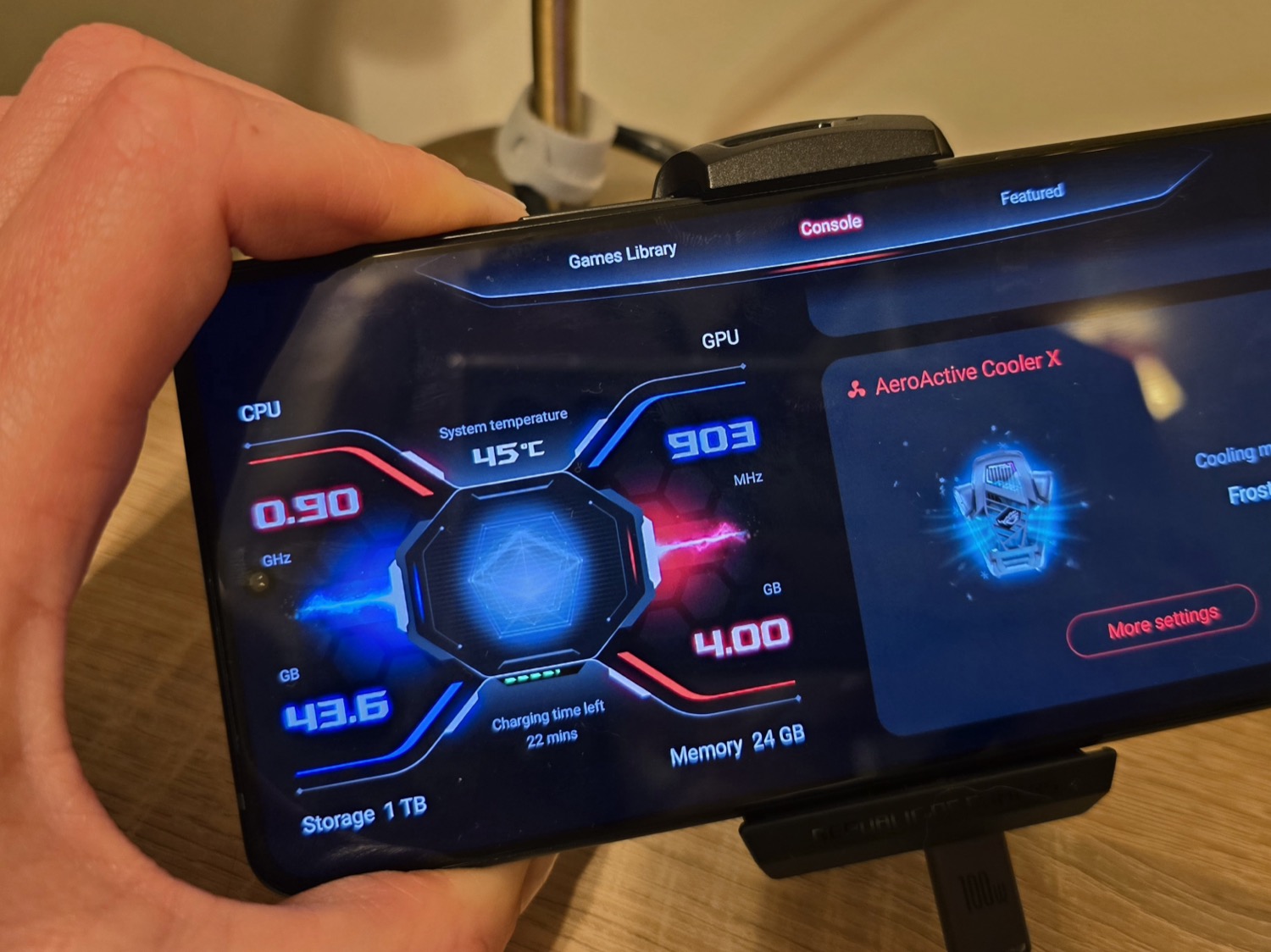 ASUS ROG Phone 8 Pro