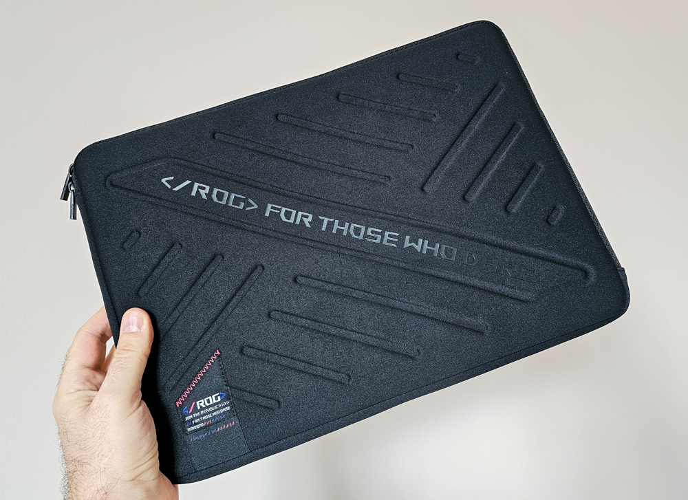 ASUS ROG Zephyrus G16 2024 ASUS ROG Zephyrus G16 2024