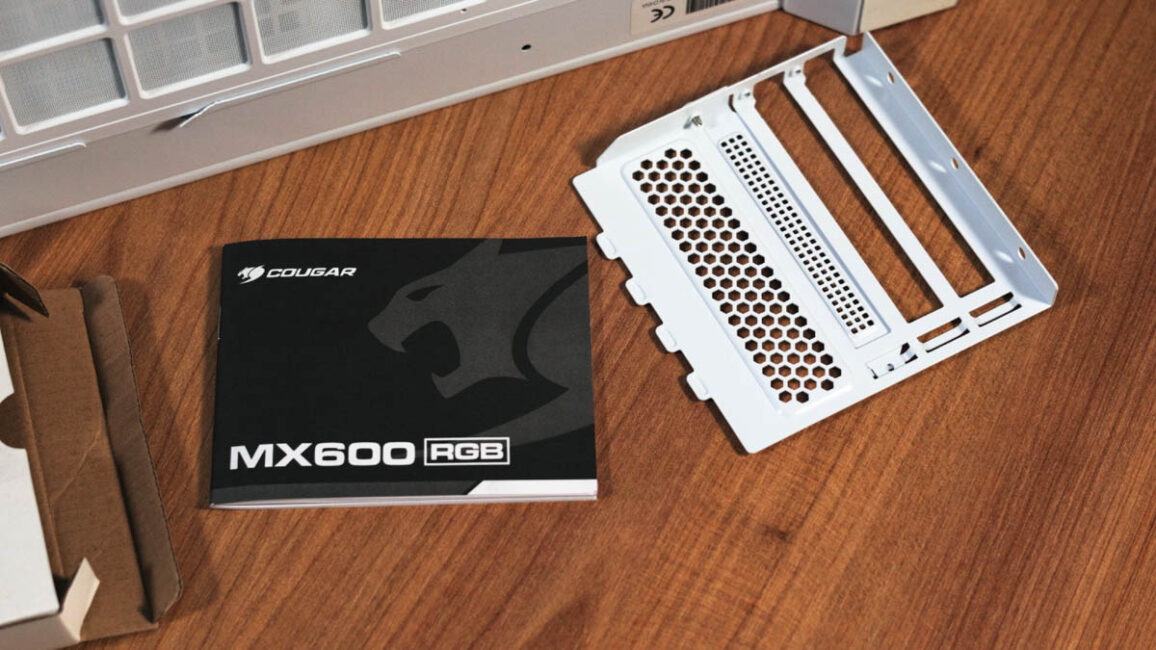 쿠거 MX600 메쉬