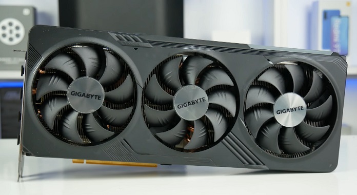 Gigabyte Radeon RX 7800 XT Gigabyte Radeon RX 7800 XT