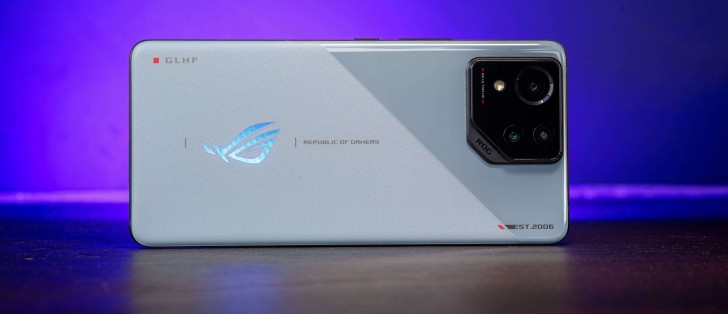 ASUS ROG Phone 8 