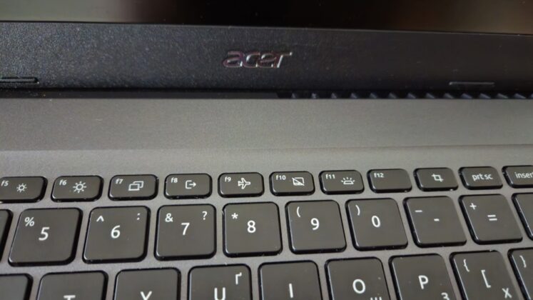 Acer aspire 7