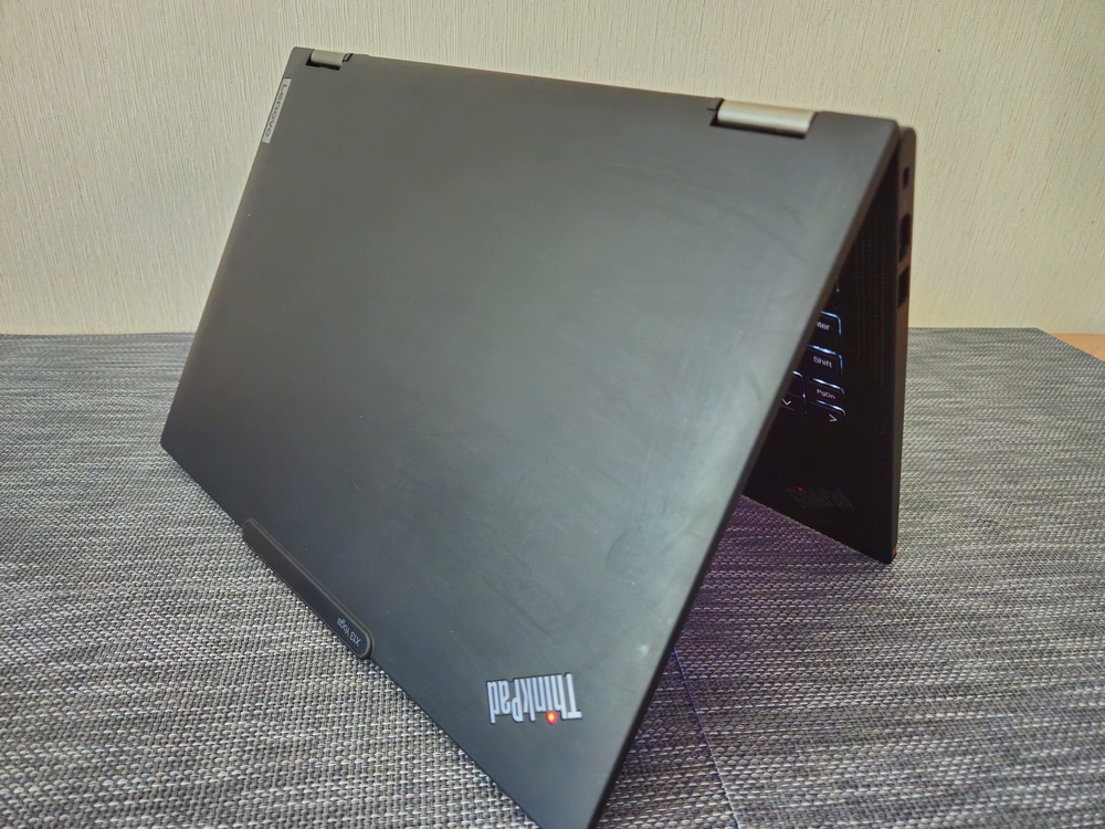 Lenovo Thinkpad X13 Yoga 