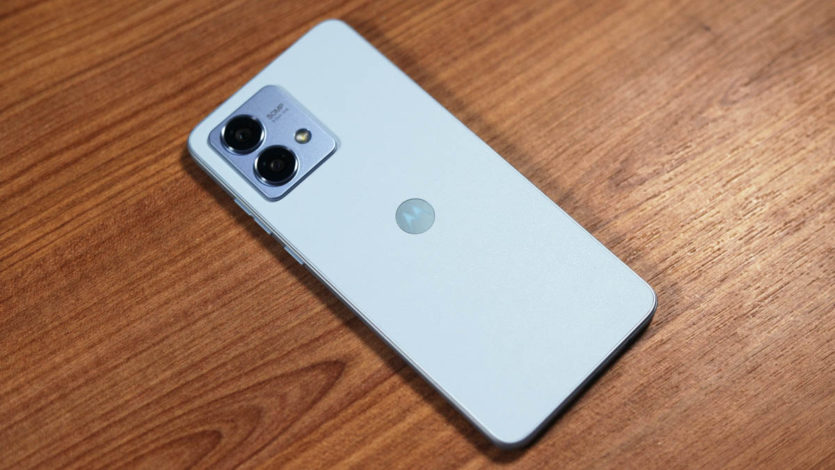 Moto G84