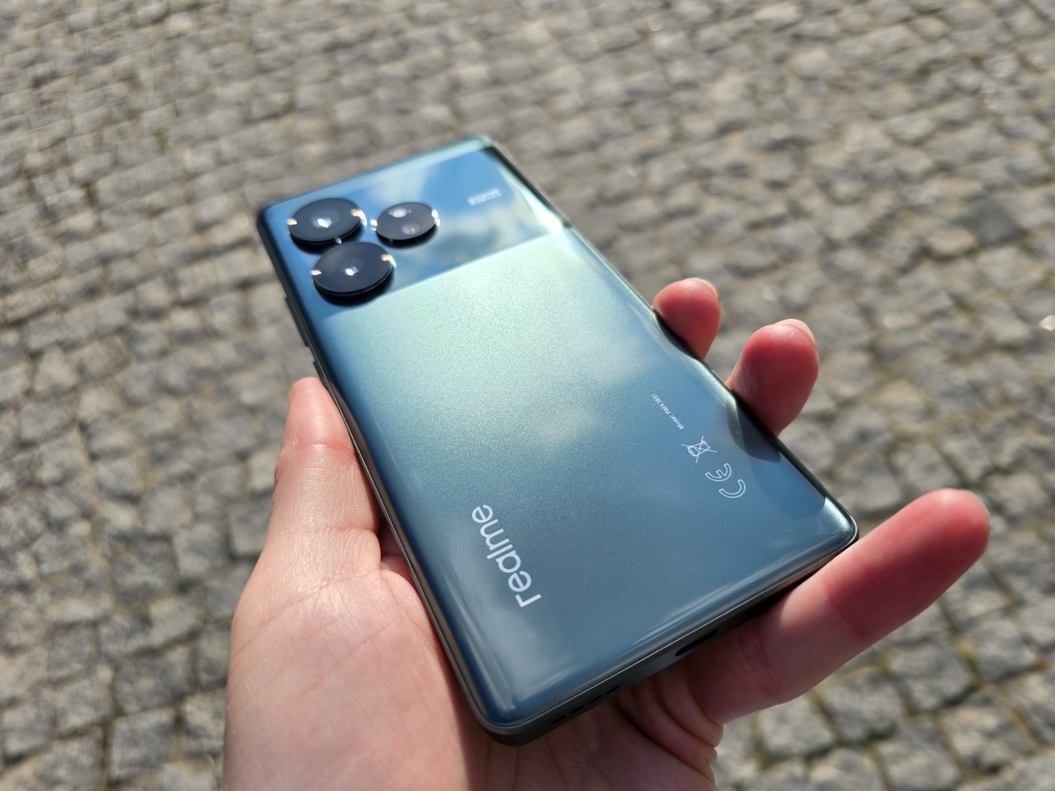 realme GT 6