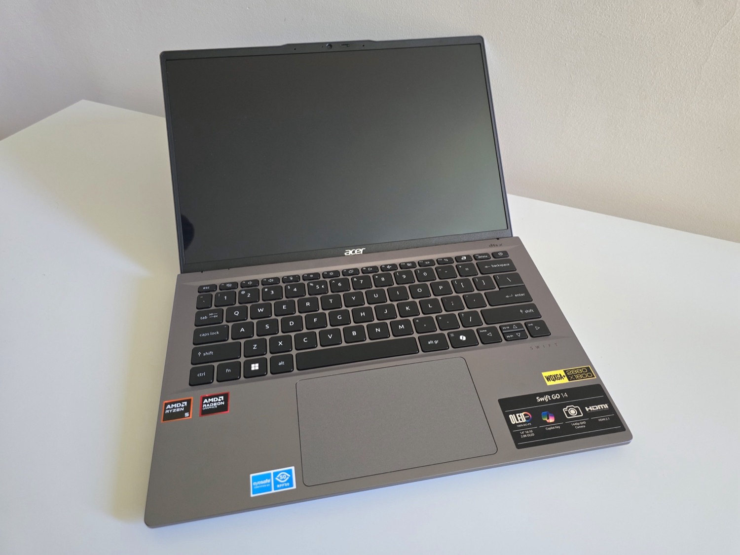 Acer Swift Go 14 AMD