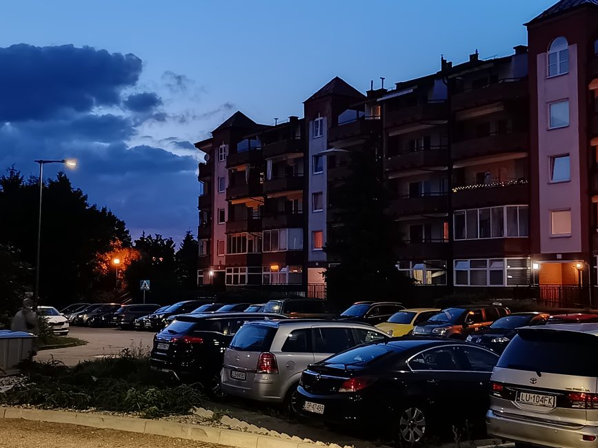 HONOR 200 Lite night photo