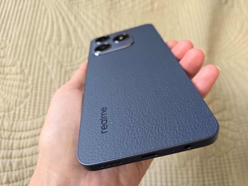 realme C63