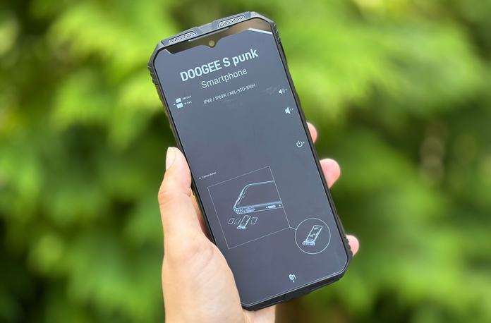 DOOGEE S punk