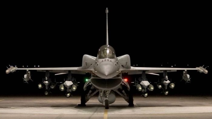 F-16 F-16