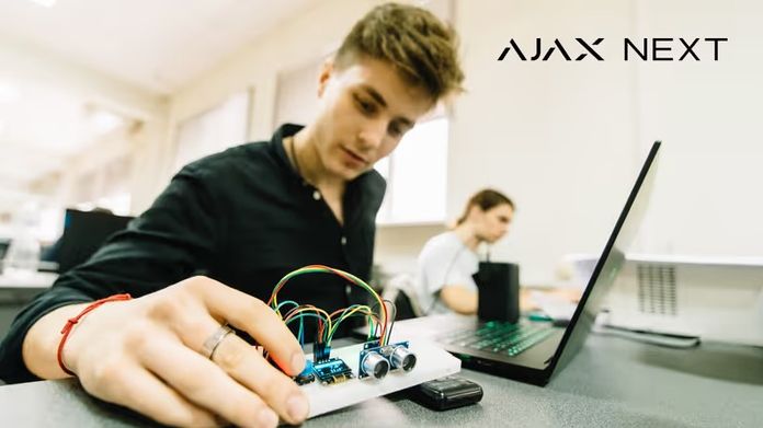 Ajax Systems завершує перший етап інтернатури для hardware-інженерів