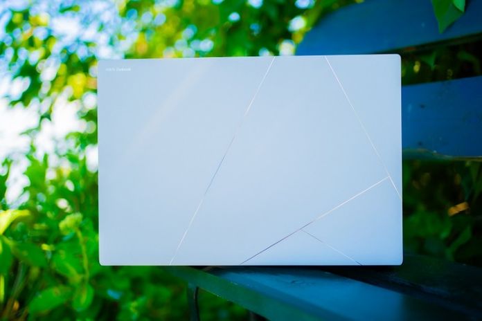 ASUS Zenbook S 16 ASUS Zenbook S 16