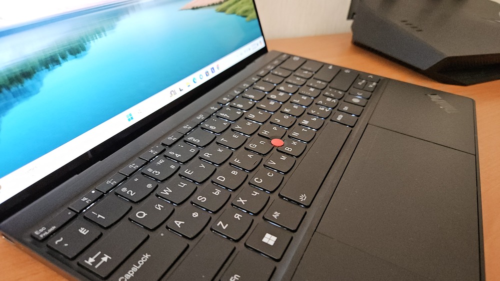 Lenovo ThinkPad Z13 Gen 2