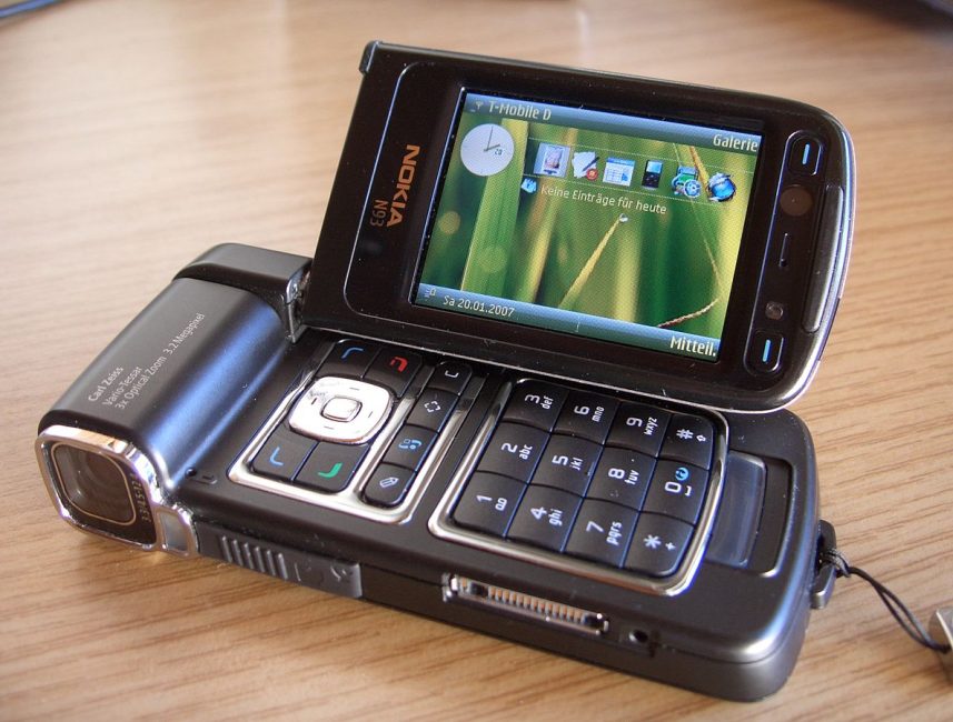 Nokia N93