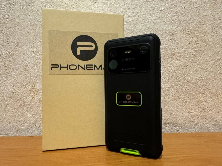 Phonemax R4GT - What In The Box?