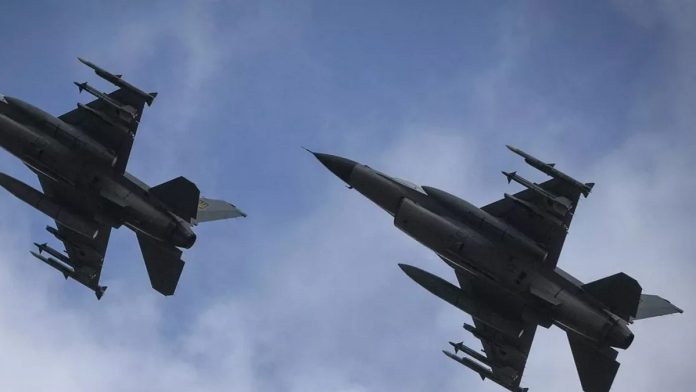 F-16