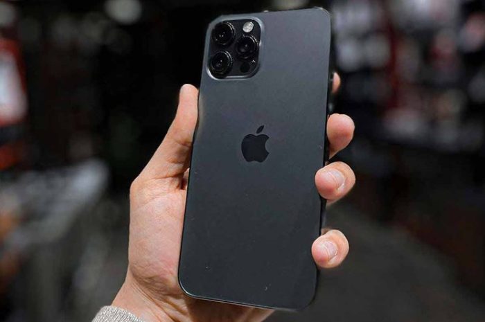 iPhone 13 Pro Max iPhone 13 Pro Max