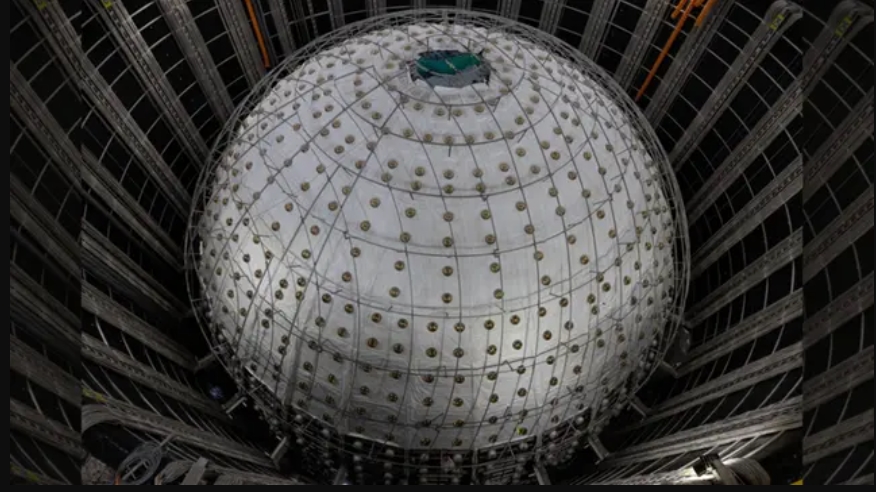 Jiangmen Underground Neutrino Observatory (JUNO)