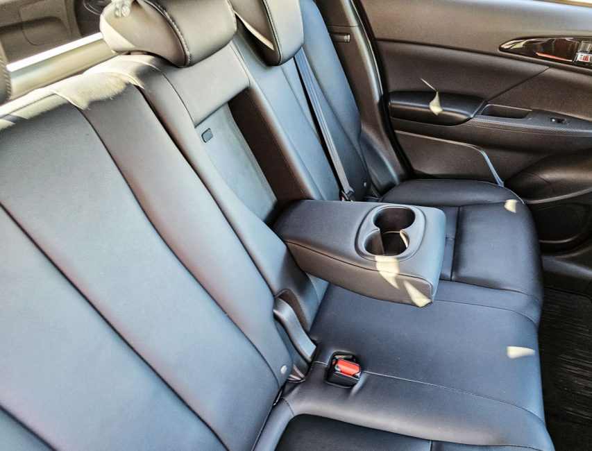 Mitsubishi Eclipse Cross - rear seats