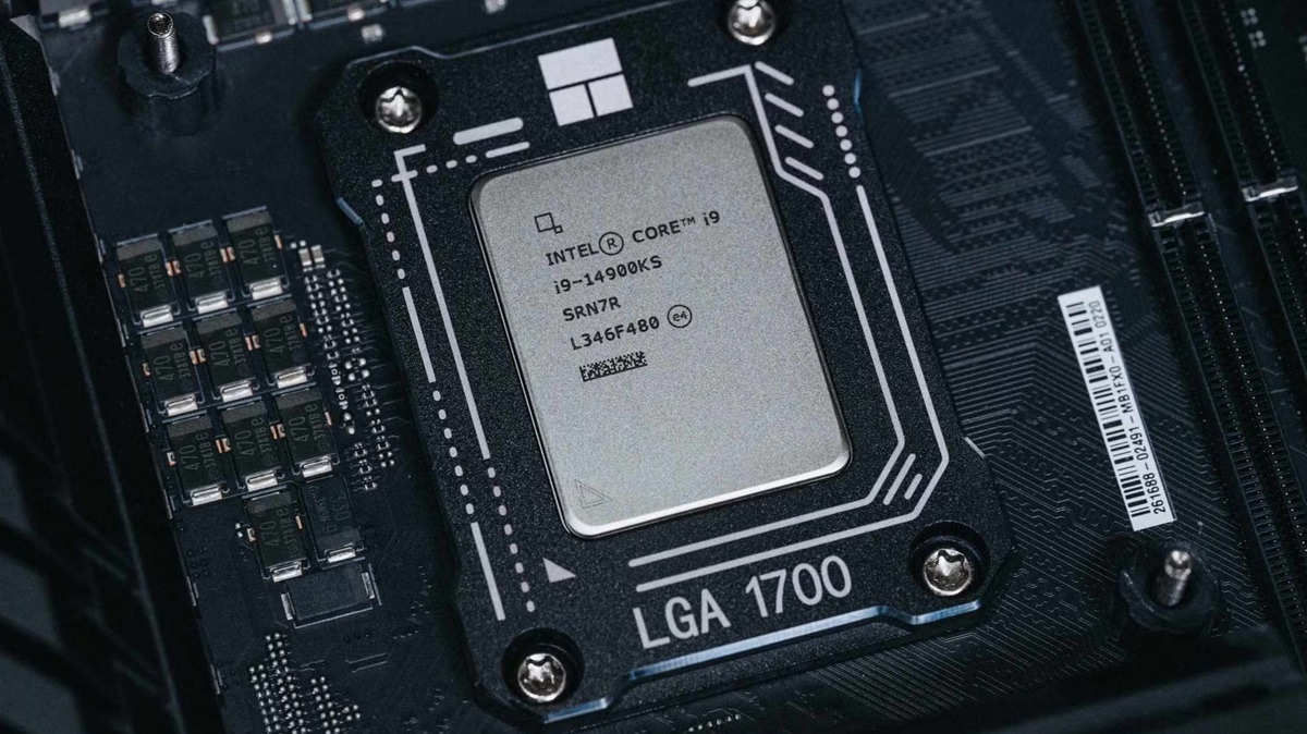 Płyty główne LGA 1700