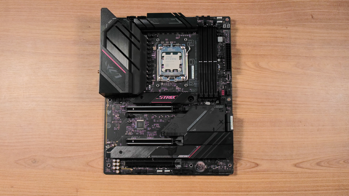 ASUS ROG B650E-E Gaming Wi-Fi