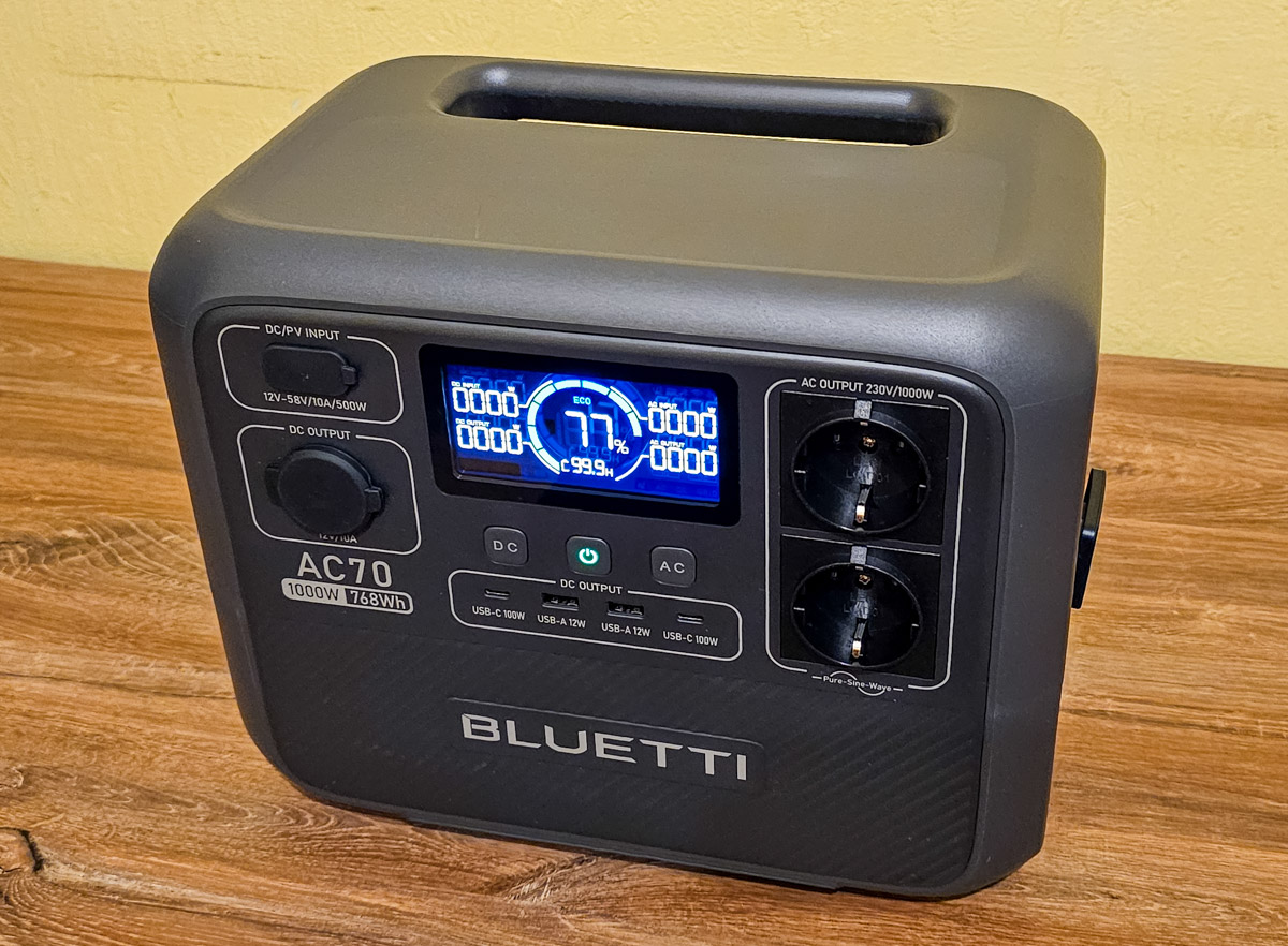 BLUETTI AC70