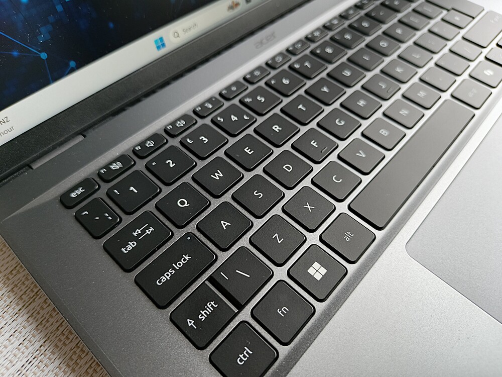 Acer Swift GO 14 AI