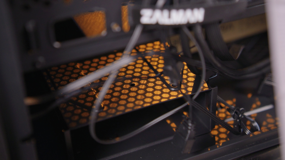 Zalman Z10 Plus