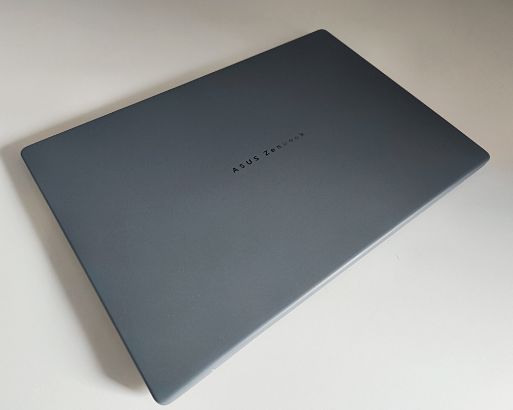 ASUS Zenbook A14 (UX3407) ASUS Zenbook A14 (UX3407)