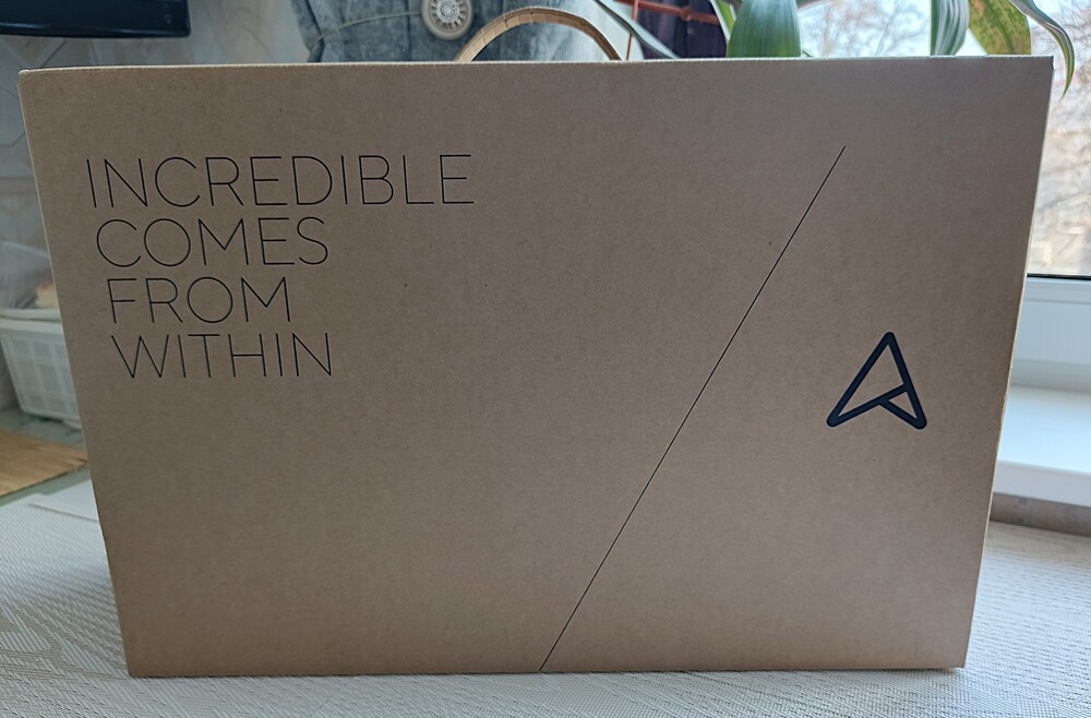 ASUS Zenbook DUO 2025