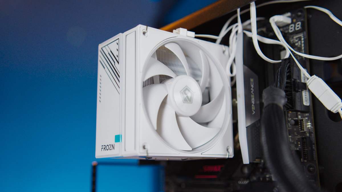ID-Cooling FROZN A410 Cooler Review - Root-Nation.com
